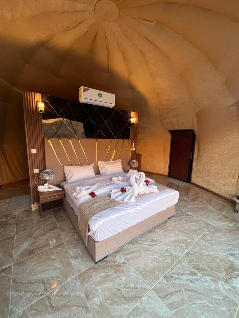 Maraheb Luxury Camp Hotel Wadi Rum Room photo